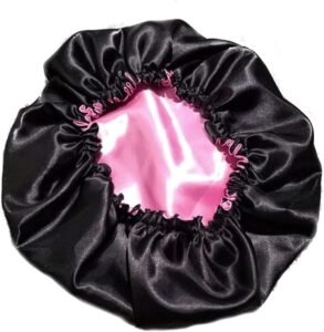 Touca de cetim com scrunchies